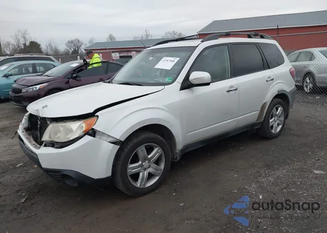 2009 Subaru Forester 2.5X из США, поврежденный, VIN JF2SH63689H721462